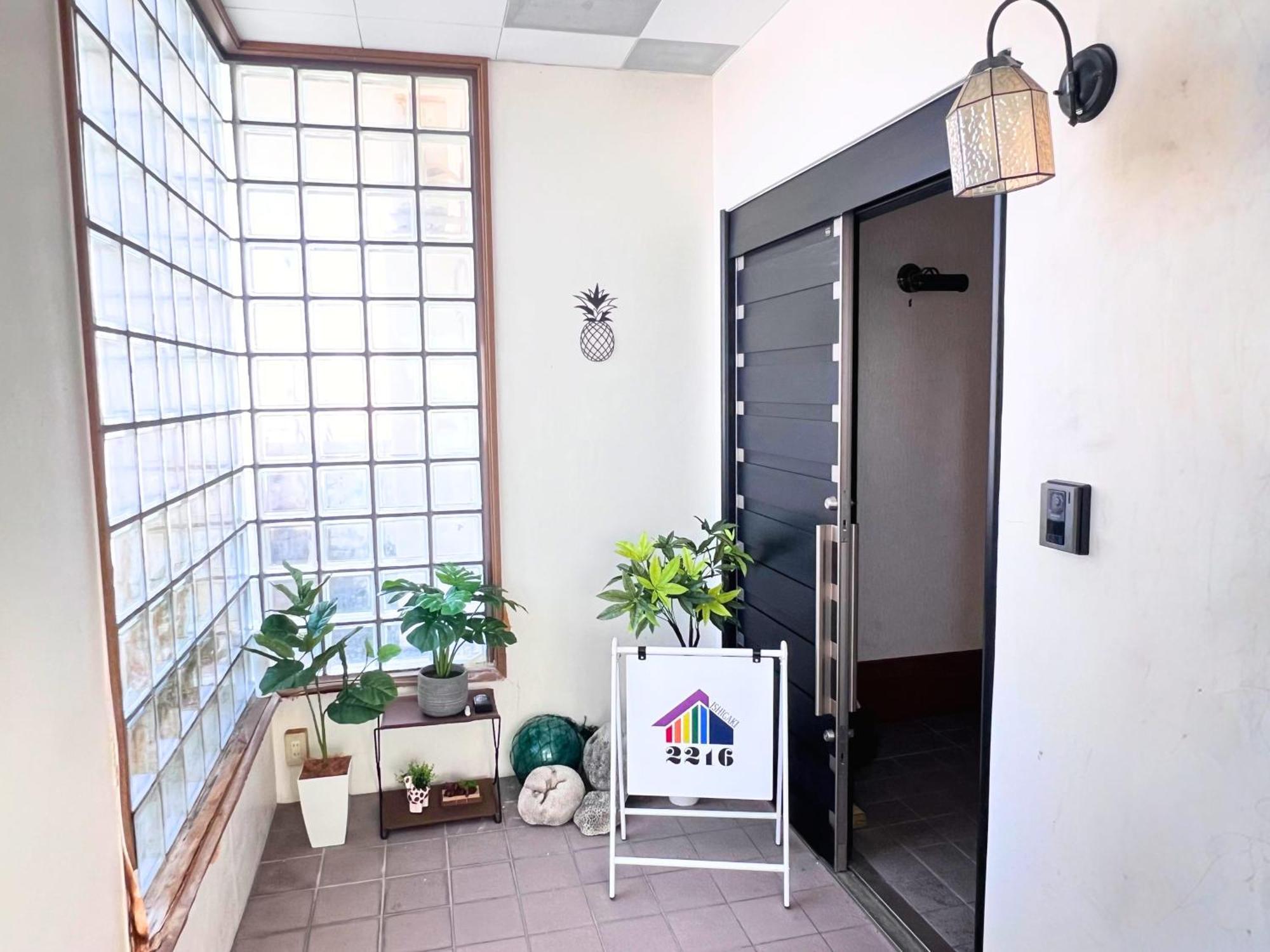 石垣島グループの宿 2216 にじいろ ユーグレナモール内 Ishigaki  Zewnętrze zdjęcie